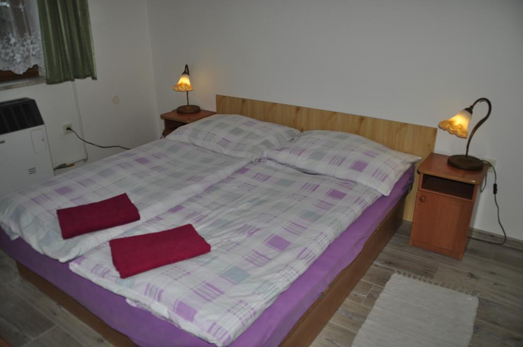 Apartamento Privát Magdalena Bešeňová Exterior foto
